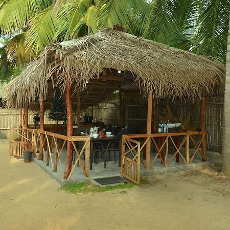 The Araliya Retreat Bed & Breakfast Kalpitiya Bagian luar foto