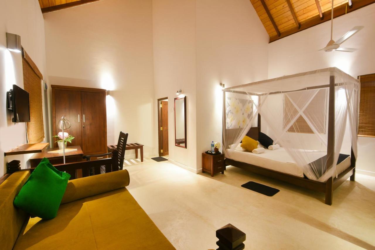 The Araliya Retreat Bed & Breakfast Kalpitiya Bagian luar foto